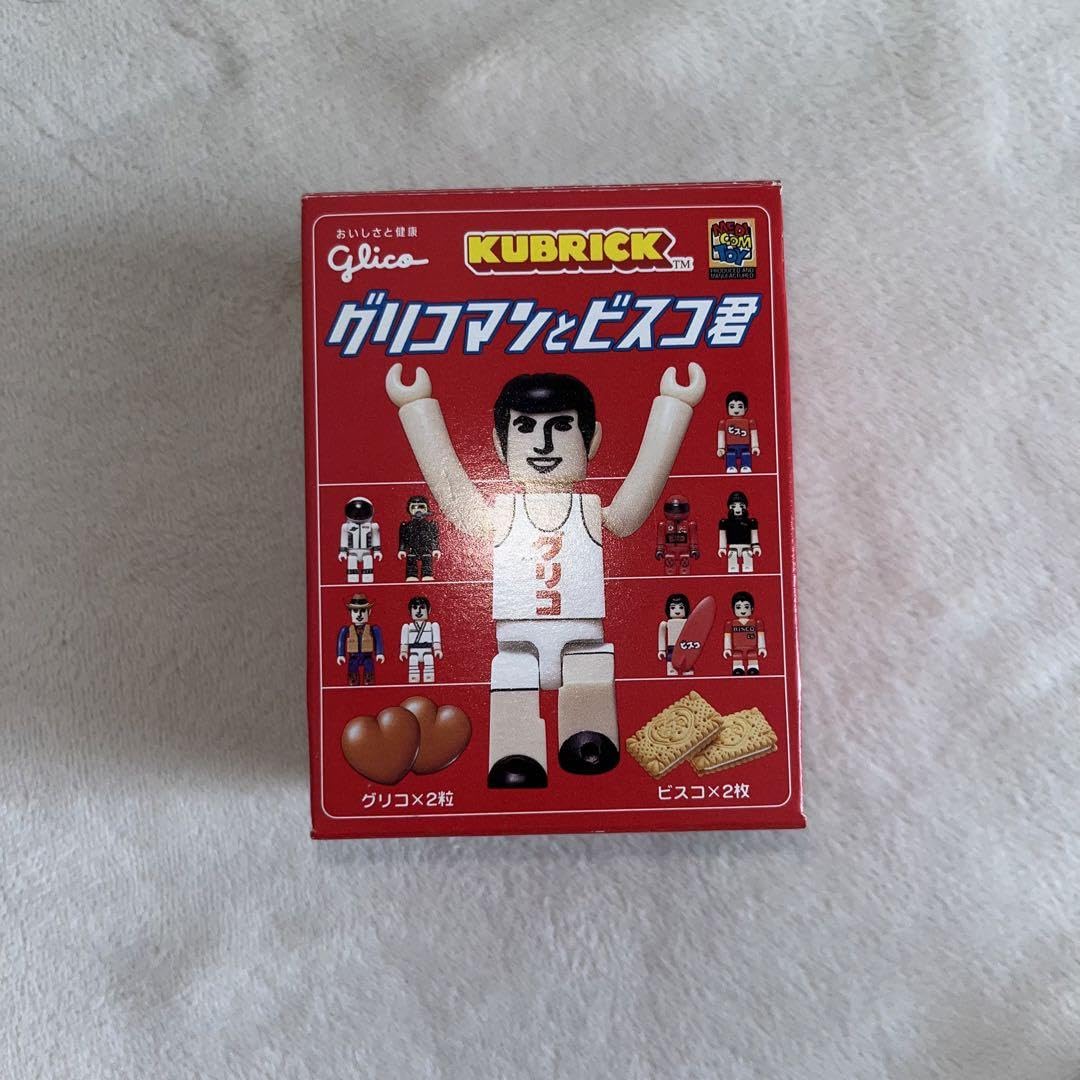 Amazon.co.jp: グリコマンとビスコ君 Glico キューブリック 10体